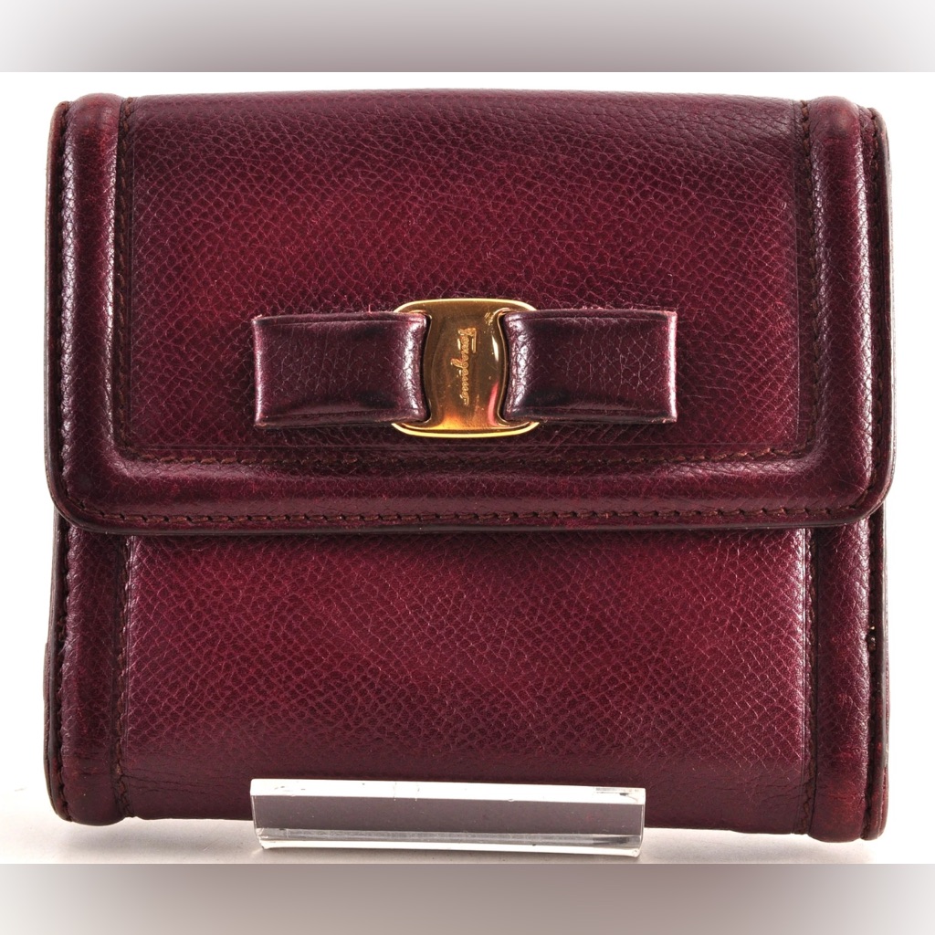 Salvatore Ferragamo Vara Ribbon Bi-Fold Wallet Leather Wine Red Auth Euc